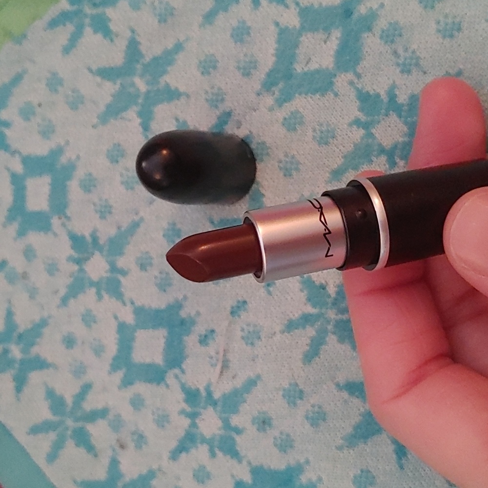 MAC lustrelite mini(1.5g) lipstick in "Stay Warm" neutral deep brown colour